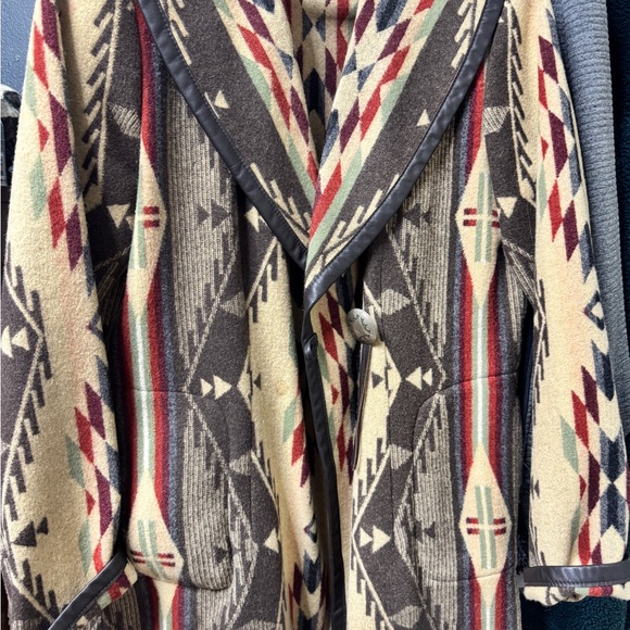 Pendleton Multicolor Tribal Pattern Coat with Black Trim - Picture 4 of 4